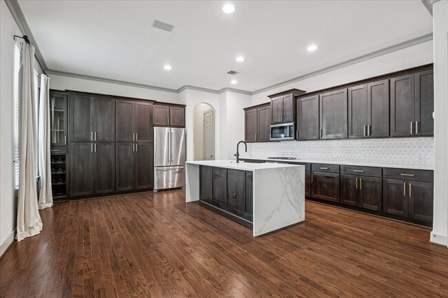 Building Photo - 1224 Nelson Falls Ln