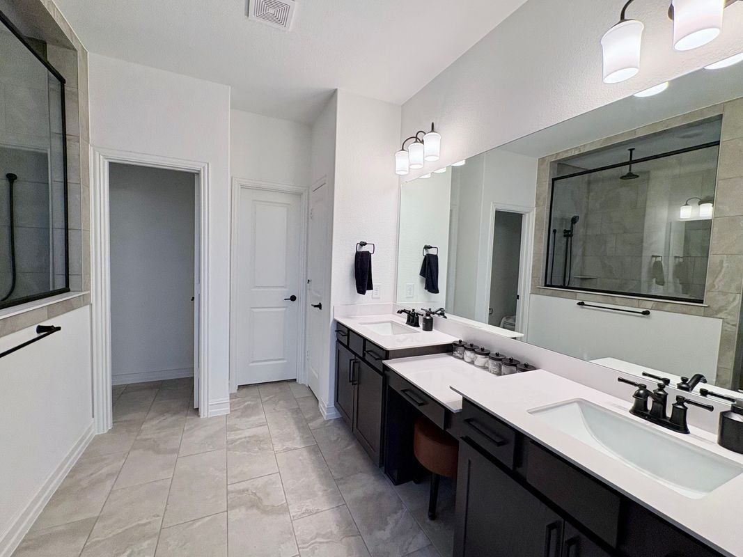 Building Photo - 1505 Isaac Dr