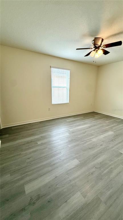 Building Photo - 3581 Dovetail Ave