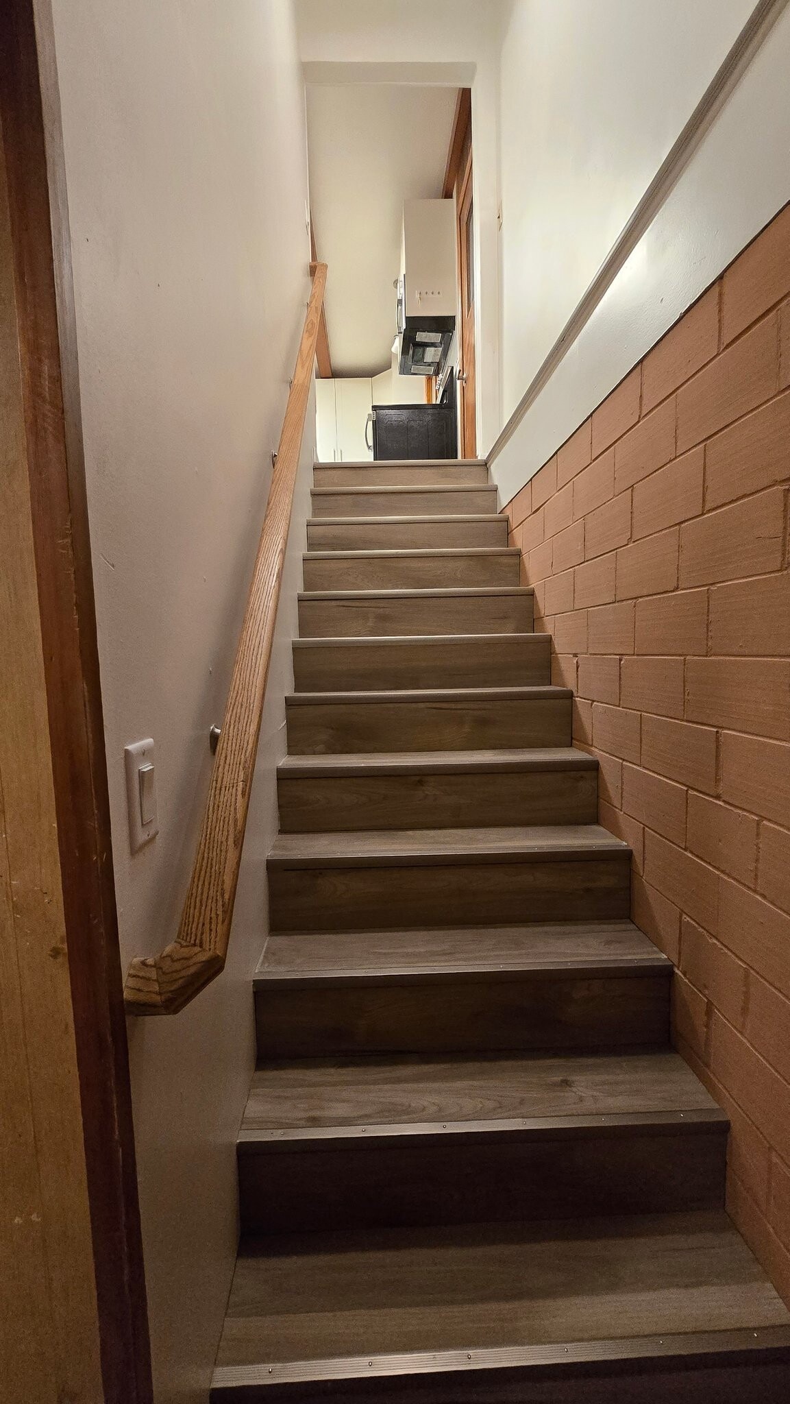 Building Photo - 312 S 4th St