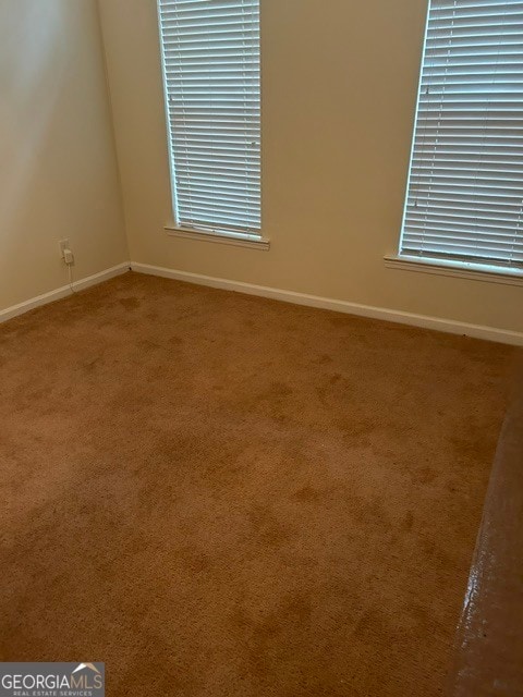 Building Photo - 9592 Lakeview Cir