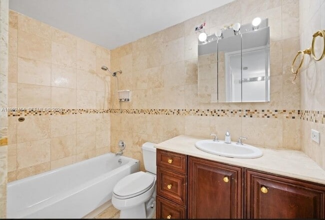 Building Photo - 5055 Collins Ave