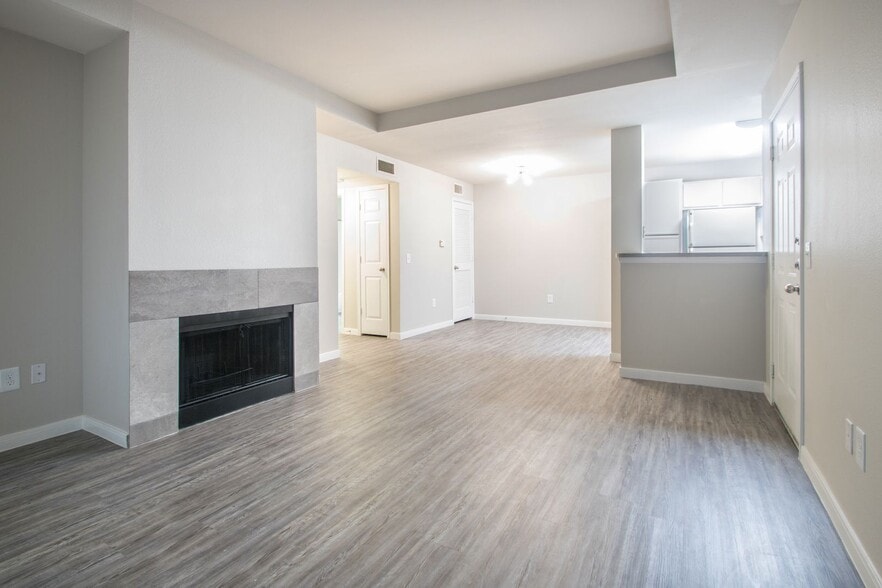 Interior Photo - Wyndham Apartments