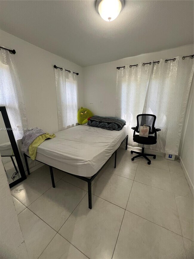 Building Photo - 2954 NW 57th St