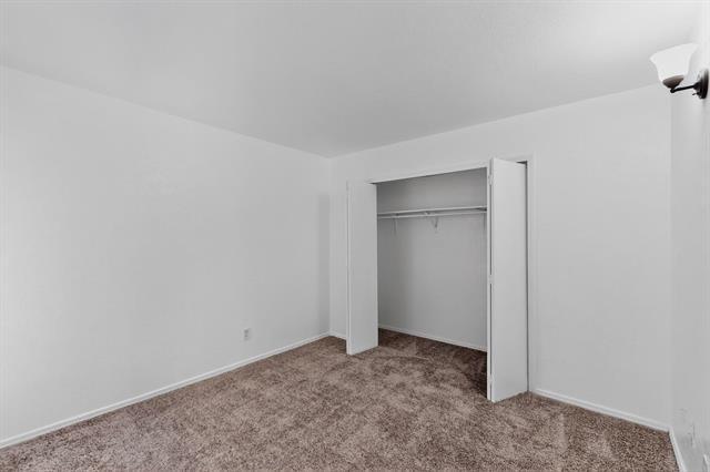 Building Photo - 2510 Limestone Dr