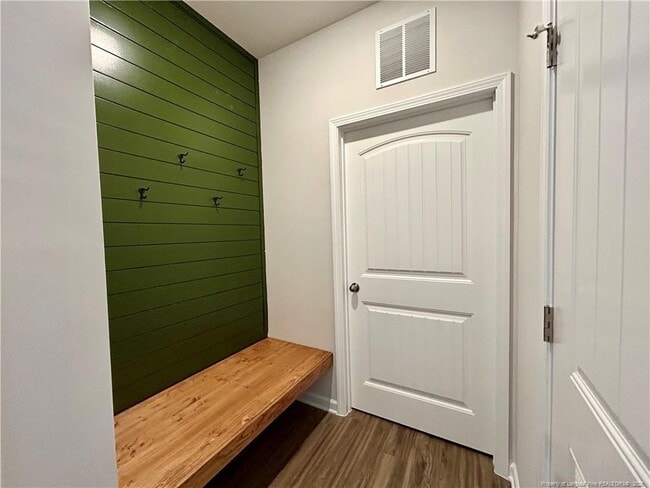 Building Photo - 118 Vega Lp