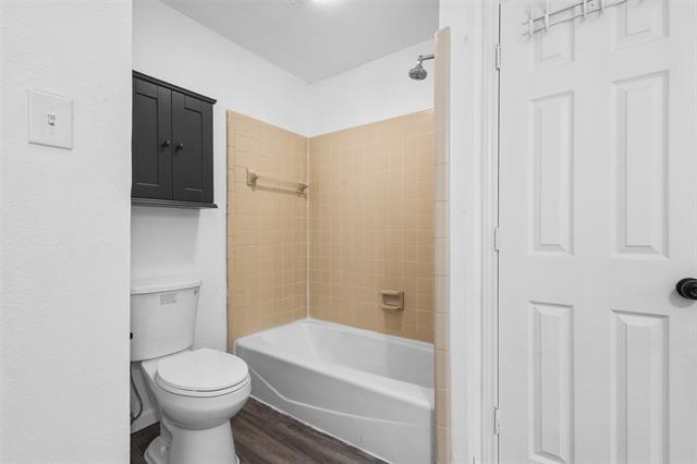 Building Photo - 5351 Northridge Blvd