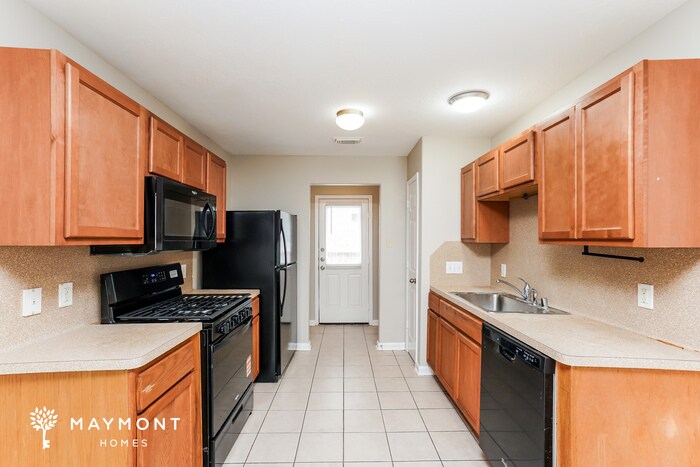 Building Photo - 21930 Yucca Tip Ln