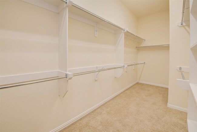 Building Photo - 158 N Almondell Way