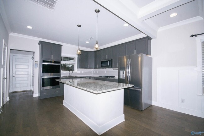 Building Photo - 28 Silky Oak Cir SW