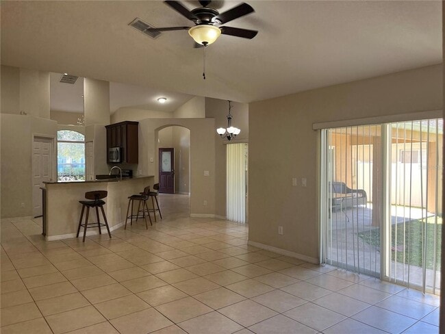 Building Photo - 946 Seneca Trail