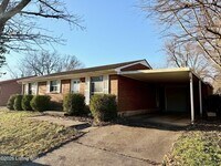 Building Photo - 313 Hawthorne Dr