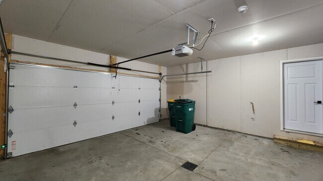 Building Photo - 6728 66th Ave S