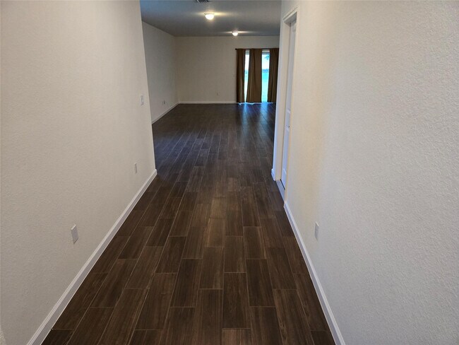 Building Photo - 874 Bent Creek Dr