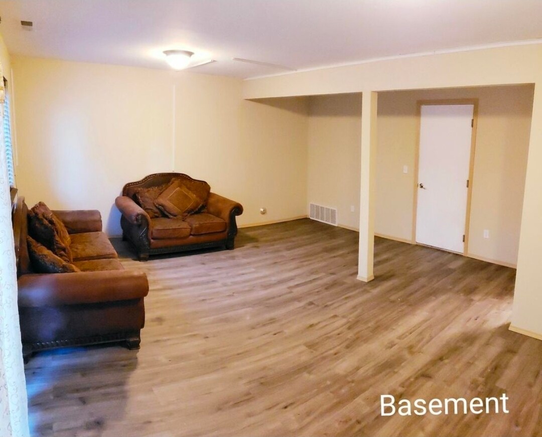 Multi-functional room (media room, 4th bedroom, office, entertainment/playroom, gym) - 1509 147th Pl SW