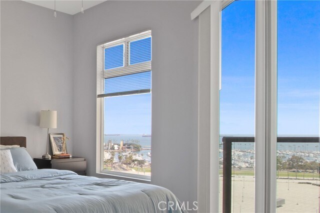 Primary Photo - 488 E Ocean Blvd