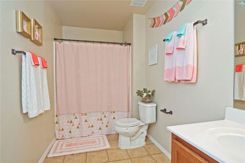 Building Photo - 5917 Stone Mountain Rd