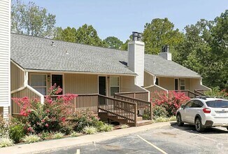 Building Photo - Parkwood at Forrest Brook