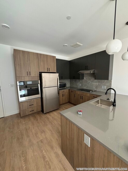 Building Photo - 199 Gardner St