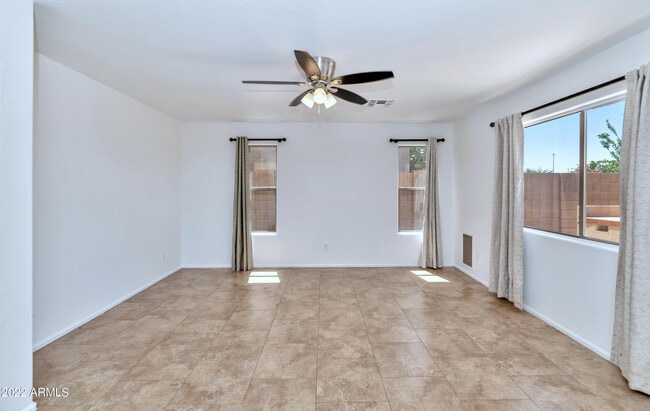 Building Photo - 3617 E Potter Dr