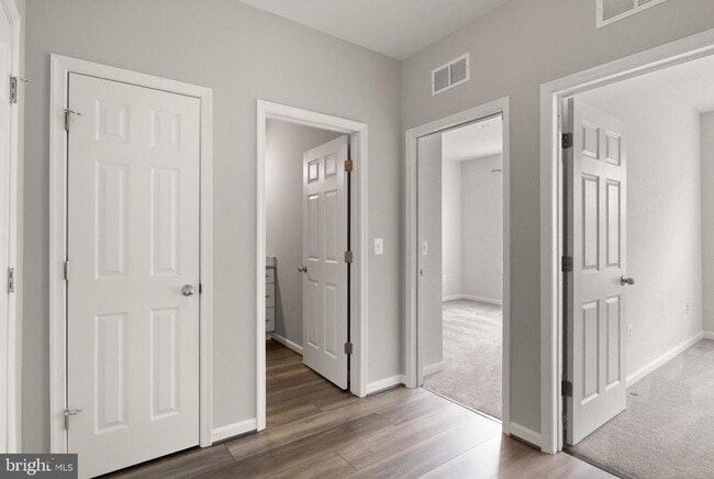 Building Photo - 9541 Center St