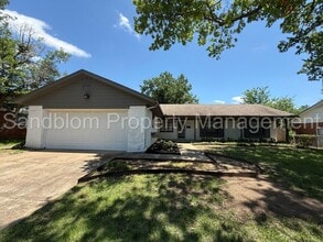 Building Photo - For Lease | South Tulsa | $1800 Rent