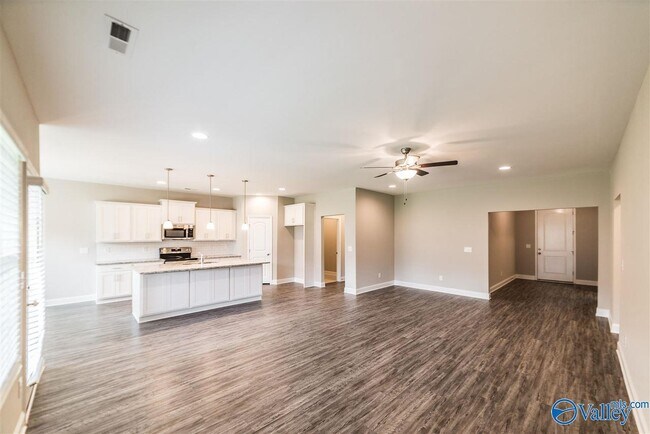 Building Photo - 3029 Crystal Creek Dr