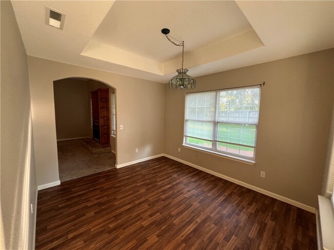 Building Photo - 1308 Hunter Ridge