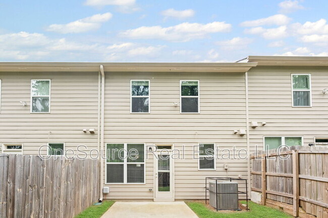 Building Photo - 5350 Brooklands Dr