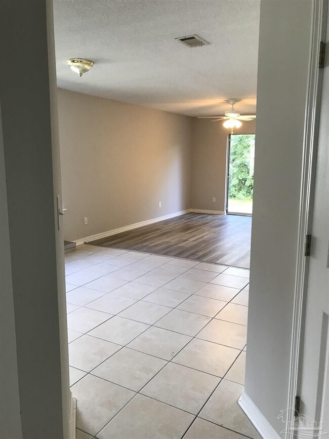 Building Photo - 1065 Antigua Cir