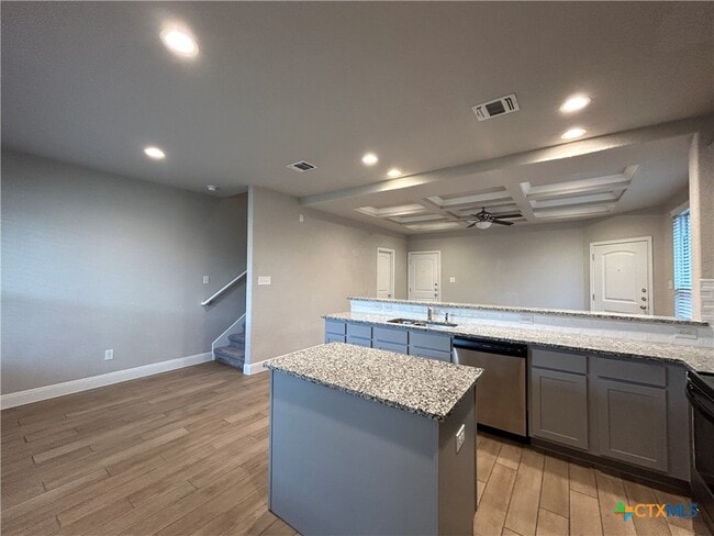 Building Photo - 2028 Rueben Rd