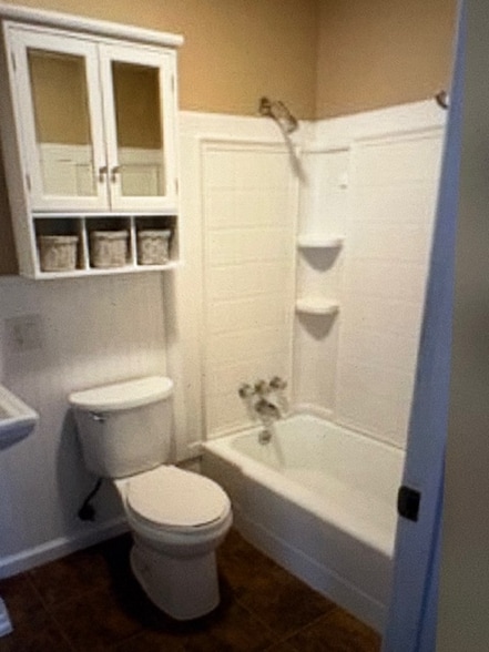 Primary Photo - 307 Gumwood Rd