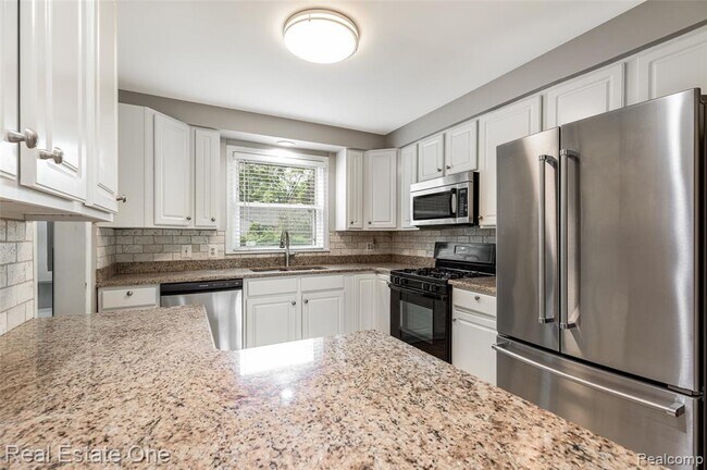 Building Photo - 4313 Berkshire Rd