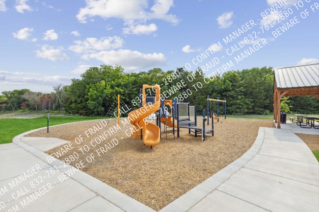 Building Photo - 248 Waters Rdg Dr