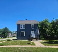 Building Photo - 905 Belvedere Ave SE