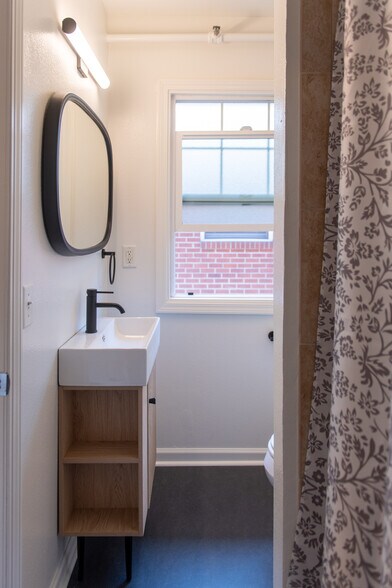 Newly refreshed bathroom - 701 NE 28th Ave