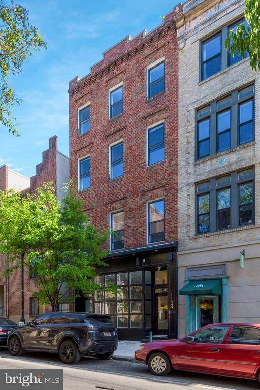 Building Photo - 1134 Pine St