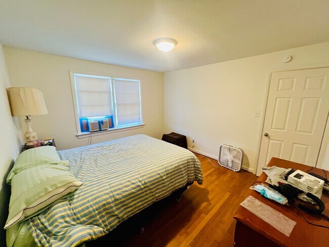 Building Photo - 5303 W Franklin St