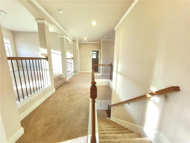 Building Photo - 3068 Ivy Crossing Dr