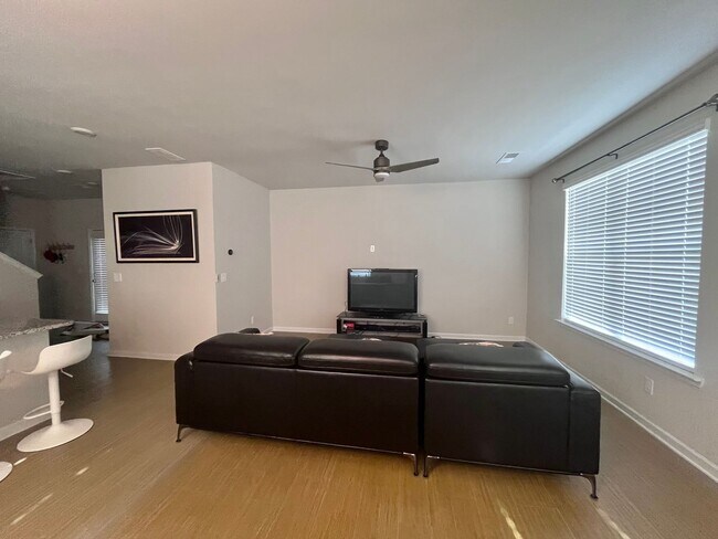 Building Photo - Nice home in Atlanta Area