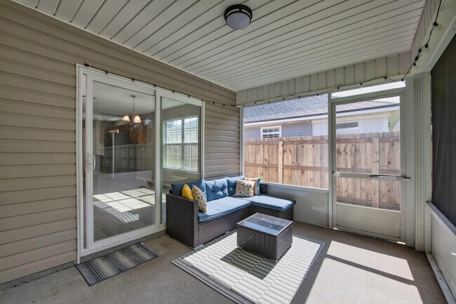 Building Photo - 1477 Sturbridge Pl