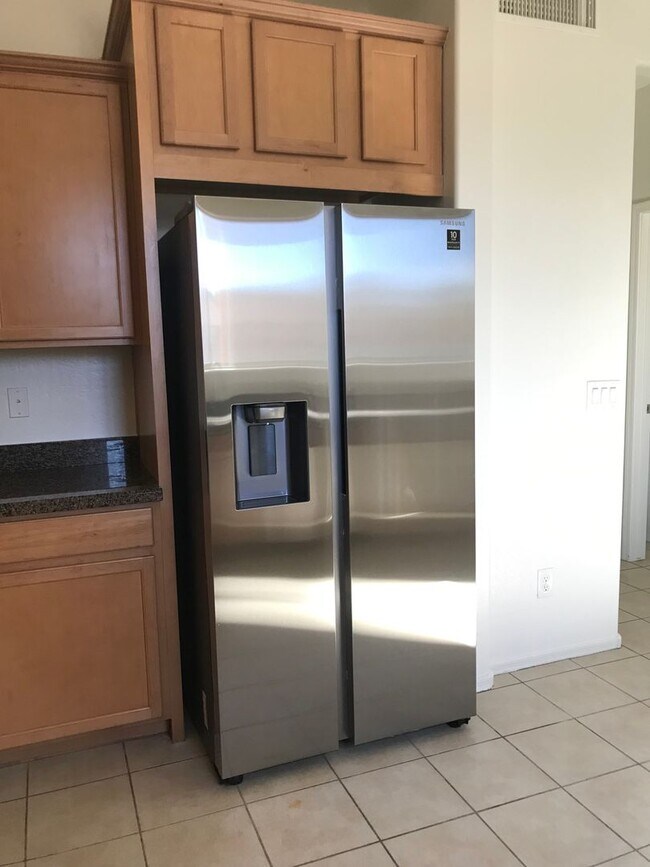 Building Photo - 1 month free rent if rented before New Years Day! Spacious 3br Home in Cortessa $1,899.00