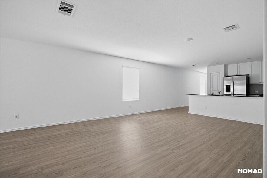 Building Photo - 14023 Wool Pk