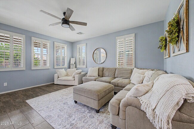 Building Photo - 5103 S Moccasin Trail
