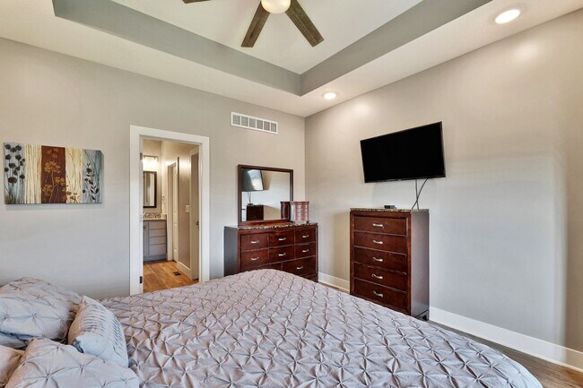Building Photo - 3115 E Reiss Ct