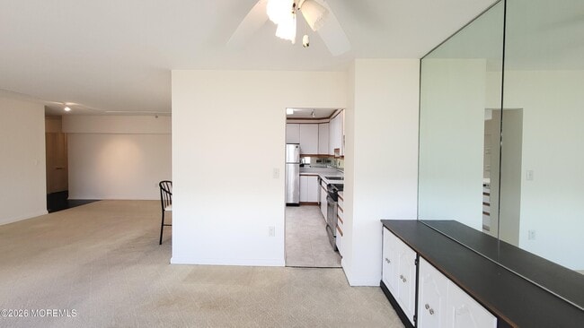 Building Photo - 1 Channel Dr