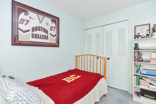 Building Photo - 25 Concord Greene