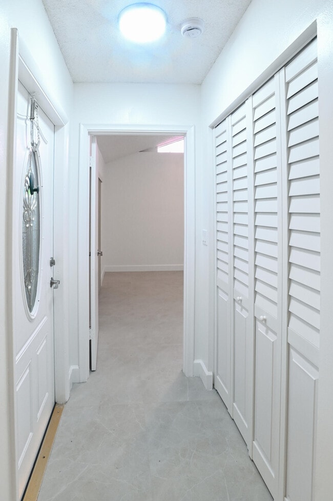 Building Photo - 1148 Summit Trail Cir