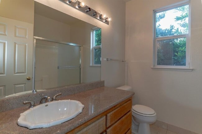 Building Photo - 1727 Wingfoot Dr