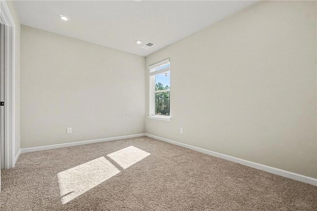 Building Photo - 377 Waterbluff Dr SW